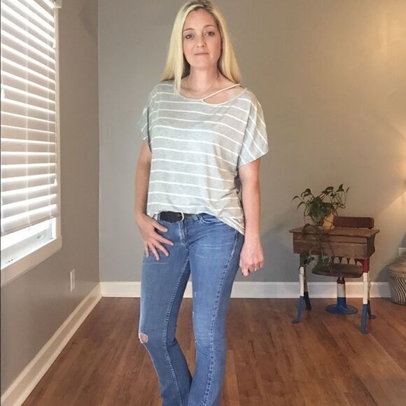Ces Femme Cut out Striped Top Grey and white - Picture 6 of 8